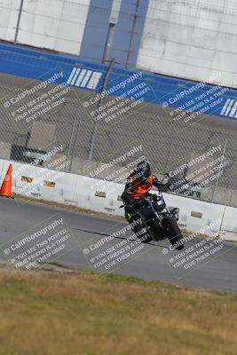 media/Nov-26-2022-Fastrack Riders (Sat) [[b001e85eef]]/Level 1/Session 3 Outside Turn 9/